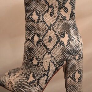 PrettyLittleThing Snakeskin Pattern Heeled Boots